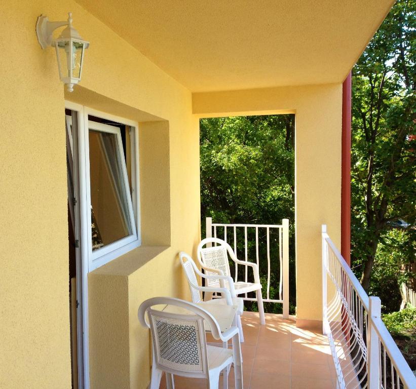 Andrea Pansio Bed & Breakfast Balatonfured Exterior photo